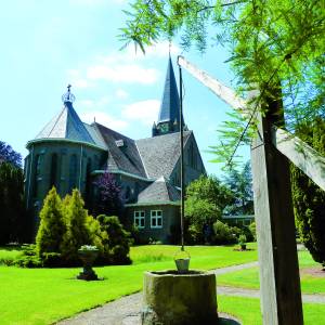 Zondag 7 september laatste openstelling dit seizoen van kerk en tuin Saasveld