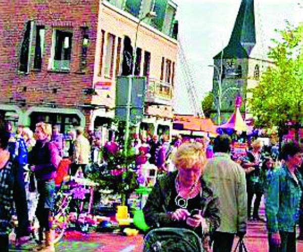 Kindermarkt, Paarden- en Ponymarkt en kermis in Denekamp