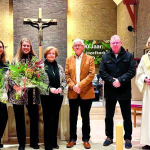 Uniek: onder vijf jubilarissen koren St. Jozefkerk een compleet gezin