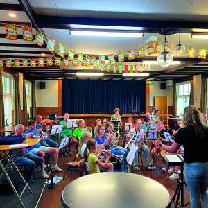 Start Opleidingsorkest Muziekvereniging Amicitia Tilligte